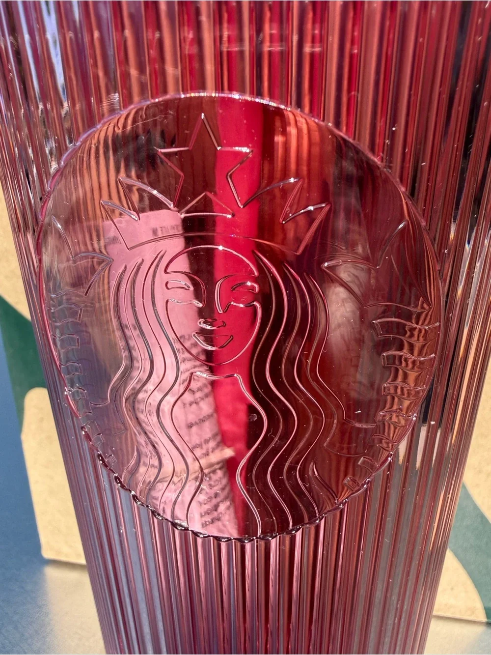 Starbucks PINK DRINK COLLECTION 2026 LIMITED Strawberry Topper 24oz Cup NWT